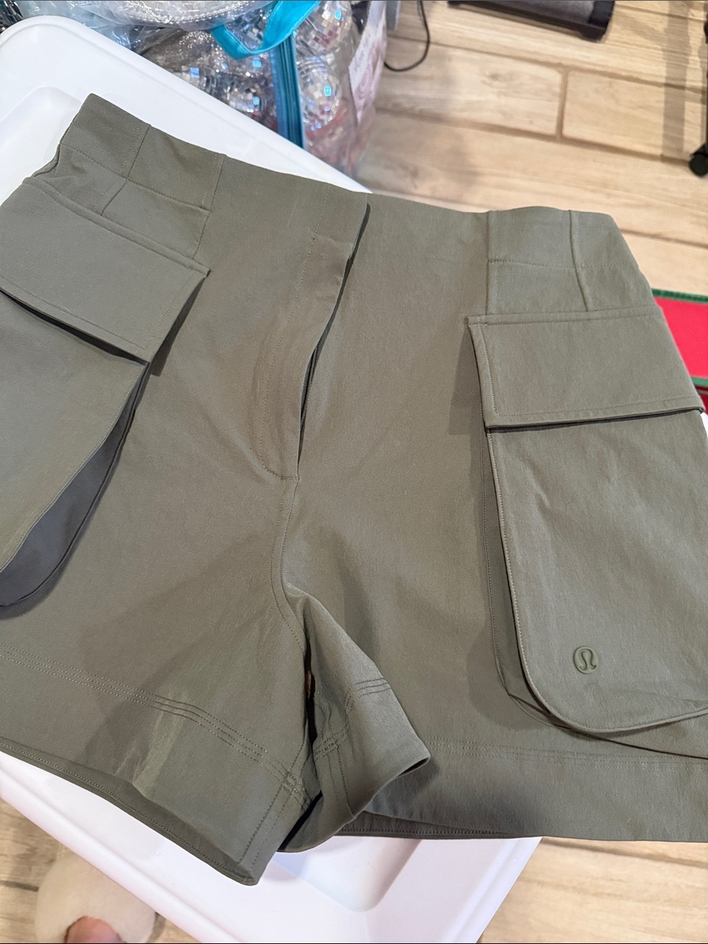 lululemon cargo shorts with logo tag